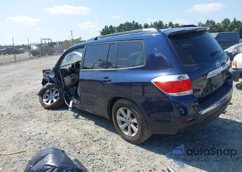 2011 Toyota Highlander Base V6 from USA, damaged, VIN 5TDBK3EHXBS062010